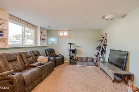 Other - 810 3rd Ave NE, Mandan, ND 58554 photo 10 of 23