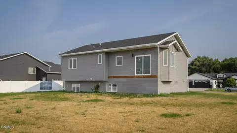 Other - 5417 Hendrickson Dr, Bismarck, ND 58504 photo 13 of 14