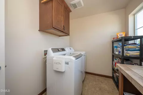 Other - 711 28th St W, Dickinson, ND 58601 photo 7 of 11