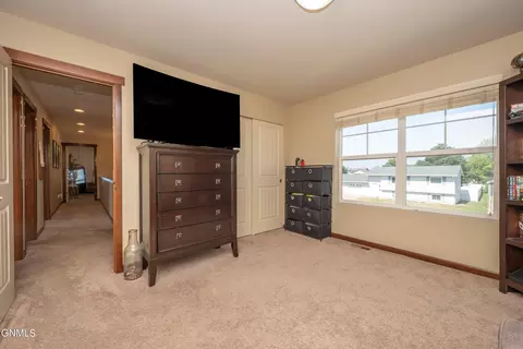 Bedroom - 711 28th St W, Dickinson, ND 58601 photo 3 of 8