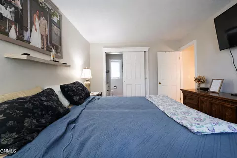 Bedroom - 1720 4th Ave E, Williston, ND 58801 photo 5 of 5