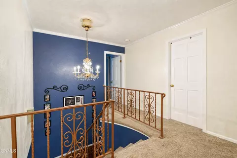 Entry Way - 1720 4th Ave E, Williston, ND 58801 photo 4 of 5