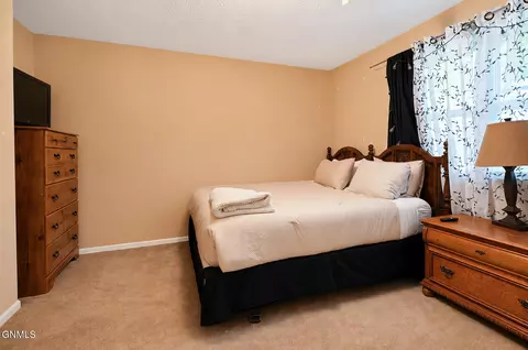 Bedroom - 1720 4th Ave E, Williston, ND 58801 photo 2 of 5
