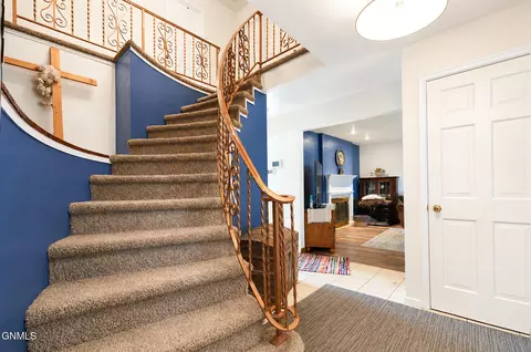 Entry Way - 1720 4th Ave E, Williston, ND 58801 photo 1 of 5