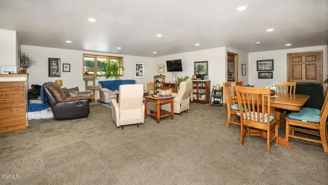 Living - 2813 Sleepy Hollow Loop, Bismarck, ND 58501 photo 4 of 4