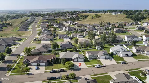 View/Area - 2813 Sleepy Hollow Loop, Bismarck, ND 58501 photo 1 of 4