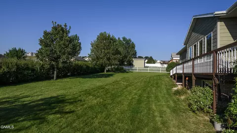 Exterior - 2813 Sleepy Hollow Loop, Bismarck, ND 58501 photo 6 of 6