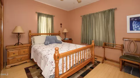 Bedroom - 2813 Sleepy Hollow Loop, Bismarck, ND 58501 photo 3 of 8