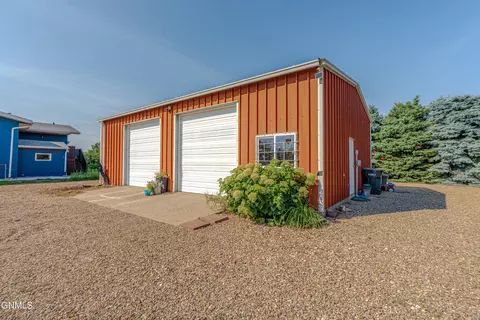 Other - 705 3rd Ave SE, Mandan, ND 58554 photo 4 of 23