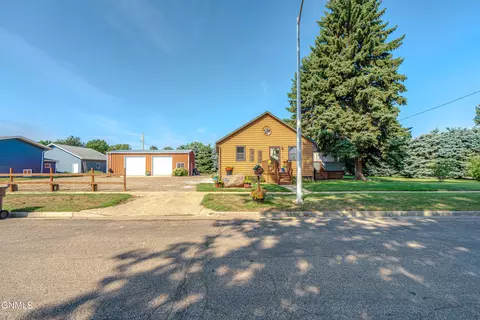 Other - 705 3rd Ave SE, Mandan, ND 58554 photo 5 of 23