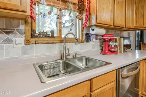 Kitchen - 705 3rd Ave SE, Mandan, ND 58554 photo 6 of 7