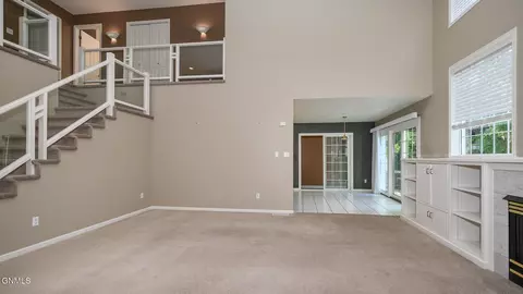 Living - 1815 Montego Dr, Bismarck, ND 58503 photo 3 of 5