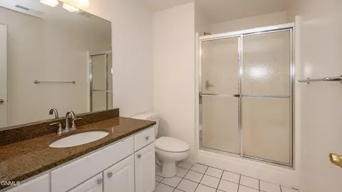 Bath - 1815 Montego Dr, Bismarck, ND 58503 photo 6 of 7