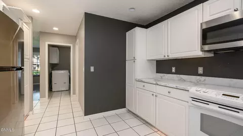 Kitchen - 1815 Montego Dr, Bismarck, ND 58503 photo 2 of 4