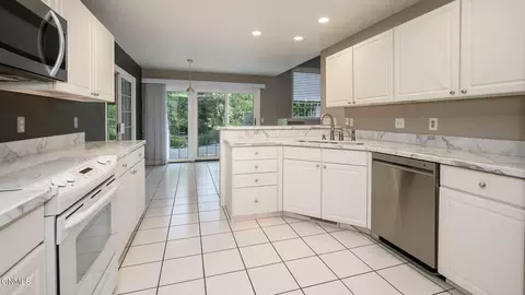 Kitchen - 1815 Montego Dr, Bismarck, ND 58503 photo 3 of 4