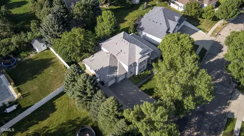 View/Area - 1815 Montego Dr, Bismarck, ND 58503 photo 6 of 9