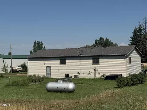 Other - 111 4th Ave SE, Elgin, ND 58533 photo 2 of 6