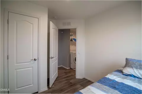 Bedroom - 6812 E Schatz Ln, Elgin, ND 58533 photo 2 of 6