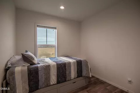 Bedroom - 6812 E Schatz Ln, Elgin, ND 58533 photo 1 of 6