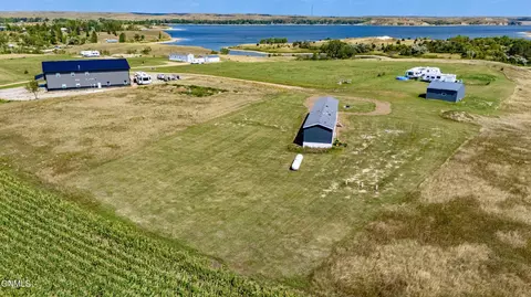 View/Area - 6812 E Schatz Ln, Elgin, ND 58533 photo 6 of 10