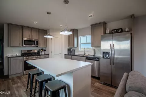 Kitchen - 6812 E Schatz Ln, Elgin, ND 58533 photo 1 of 7