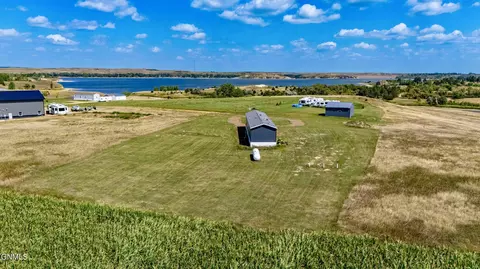 View/Area - 6812 E Schatz Ln, Elgin, ND 58533 photo 9 of 10