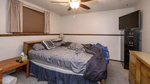 Bedroom - 709 3rd Ave SE, Mandan, ND 58554 photo 7 of 8