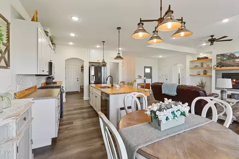 Dining - 2709 44th Ave W, Williston, ND 58801 photo 1 of 1
