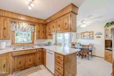 Kitchen - 806 Johns Dr NE, Mandan, ND 58554 photo 1 of 4