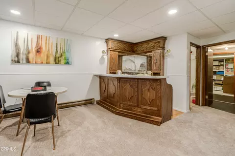 Dining - 806 Johns Dr NE, Mandan, ND 58554 photo 2 of 2