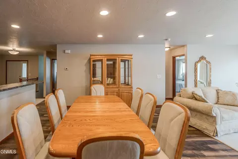Dining - 235 Irvine Loop, Bismarck, ND 58504 photo 4 of 7
