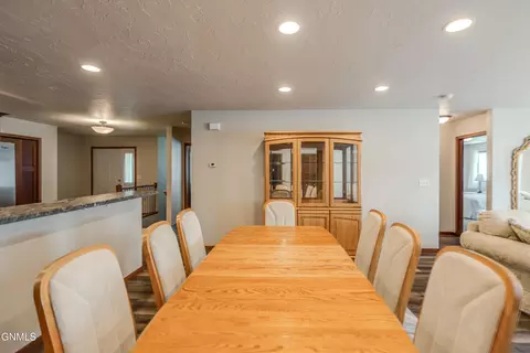Dining - 235 Irvine Loop, Bismarck, ND 58504 photo 6 of 7