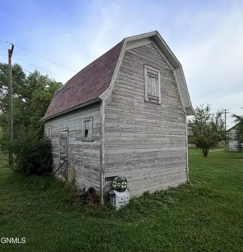 Other - 105 Ruth St S, Streeter, ND 58483 photo 5 of 11