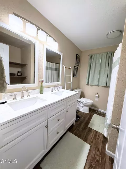 Bath - 2316 8th Ave E, Williston, ND 58801 photo 1 of 4