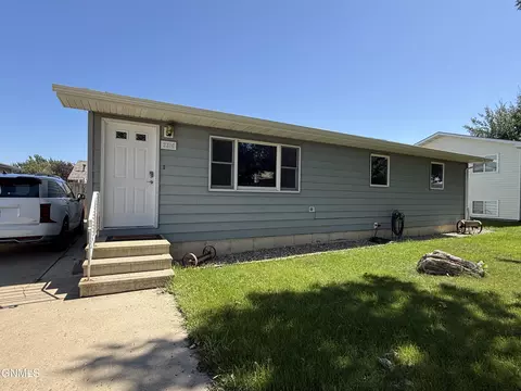 Exterior - 2316 8th Ave E, Williston, ND 58801 photo 2 of 8