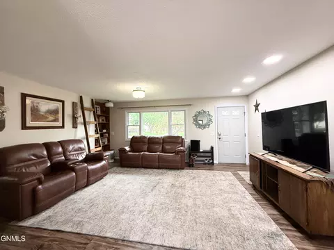 Living - 2316 8th Ave E, Williston, ND 58801 photo 1 of 2