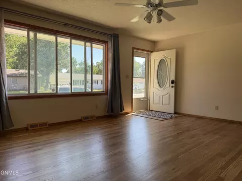 Living - 2108 Saint Benedict Dr, Bismarck, ND 58501 photo 2 of 2