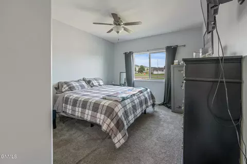 Bedroom - 2113 23rd St W, Williston, ND 58801 photo 3 of 6