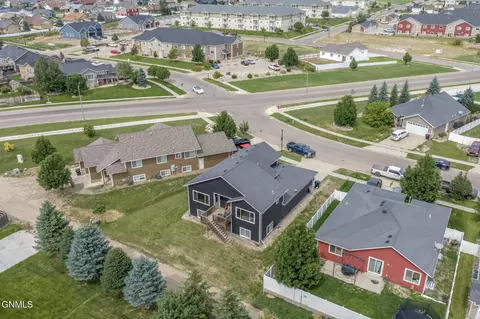 View/Area - 2113 23rd St W, Williston, ND 58801 photo 4 of 4