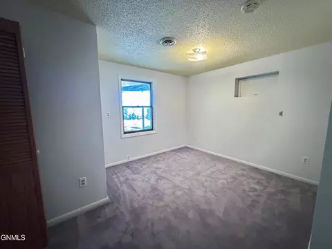 Bedroom - 417 7th St NW, Beulah, ND 58523 photo 9 of 9