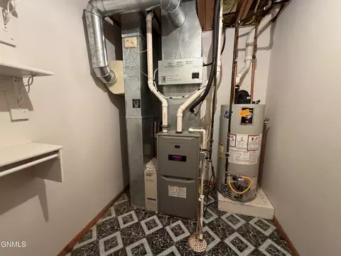 Other - 417 7th St NW, Beulah, ND 58523 photo 4 of 15