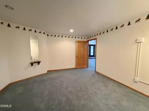Bedroom - 417 7th St NW, Beulah, ND 58523 photo 7 of 9