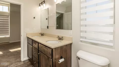 Bath - 3215 Kenner Loop, Bismarck, ND 58504 photo 3 of 9