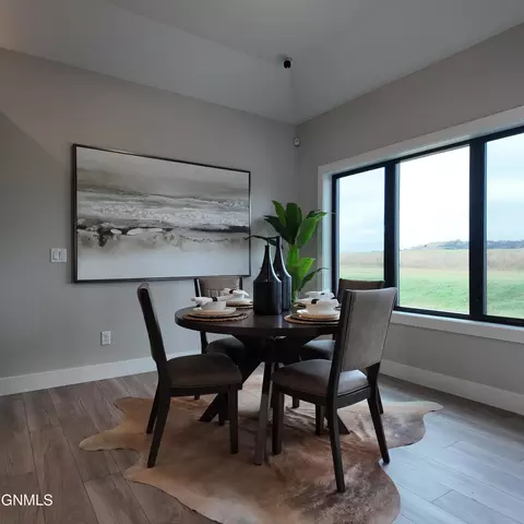 Dining - 2412 Dutton Cir SE, Mandan, ND 58554 photo 1 of 3