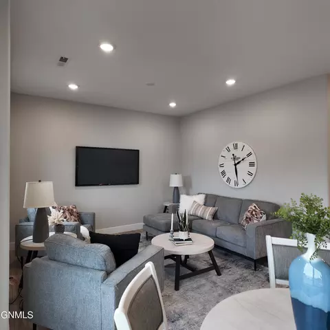 Living - 2412 Dutton Cir SE, Mandan, ND 58554 photo 3 of 3