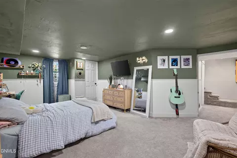 Bedroom - 811 1st Ave E, Williston, ND 58801 photo 7 of 7