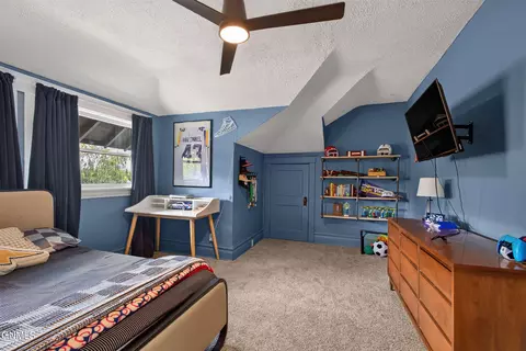 Bedroom - 811 1st Ave E, Williston, ND 58801 photo 4 of 7