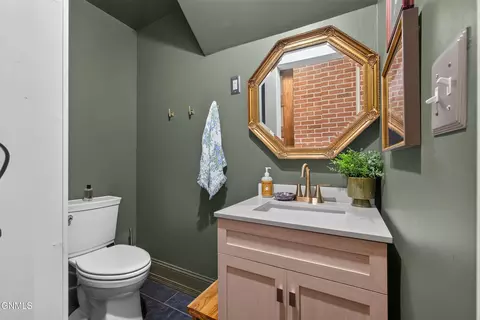 Bath - 811 1st Ave E, Williston, ND 58801 photo 1 of 6