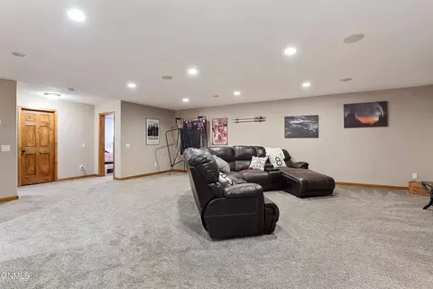 Other - 1525 Creekside Dr W, Williston, ND 58801 photo 5 of 7