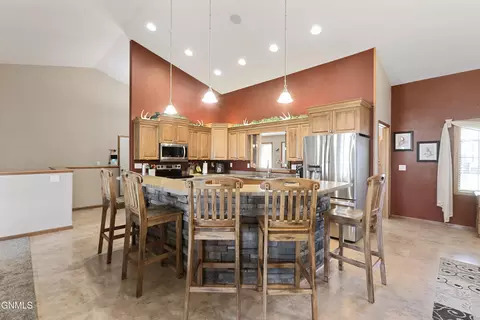Kitchen - 1525 Creekside Dr W, Williston, ND 58801 photo 5 of 5